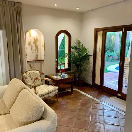 Moumi Villa *