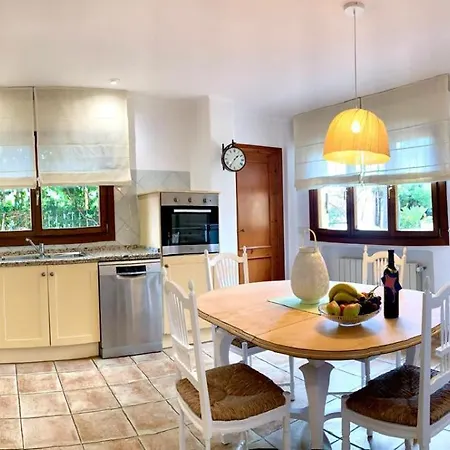 Moumi Villa