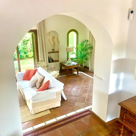 Moumi Villa Marbella
