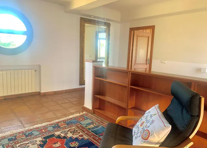 Moumi Villa *